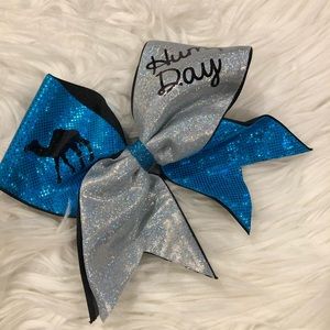 Turquoise & silver Hump Day cheer bow